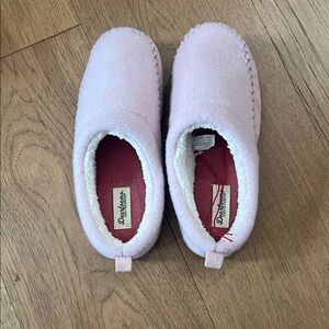 Dearfoams Light Pink Cozy Slippers